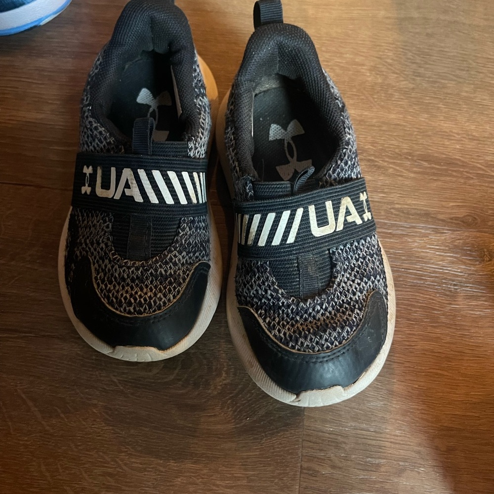 Size 7 Under Armor